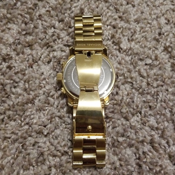 Gold Michael Kors watch - Picture 3 of 4